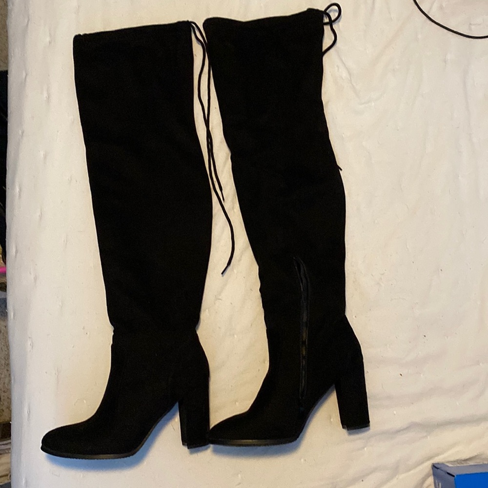 New w/out tags Black suede over the knee booties size 9